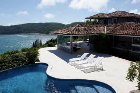 Beautiful Hilltop House Tartaruga Beach - BUZ007